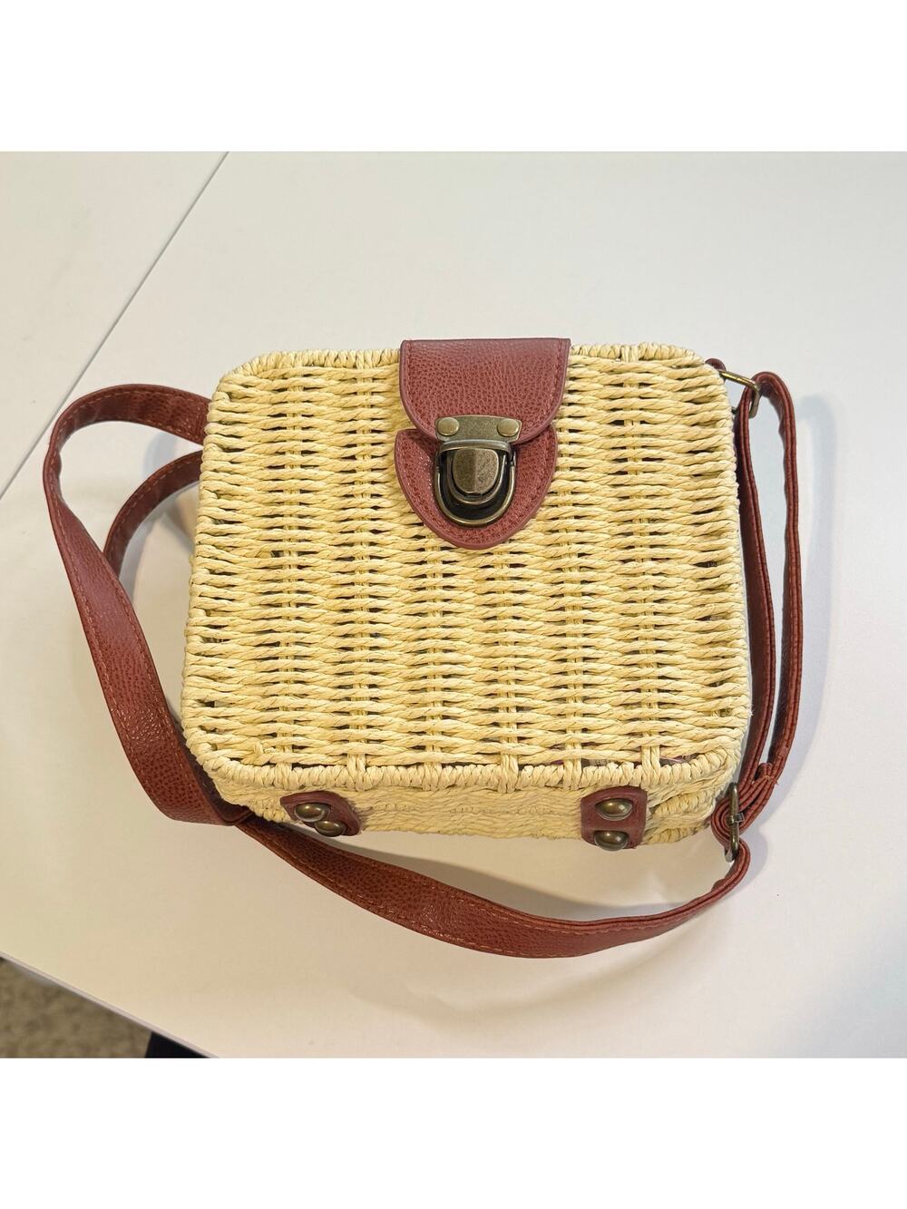Women's Straw Square Wicker Crossbody Bag Summertime Picnic Vibes